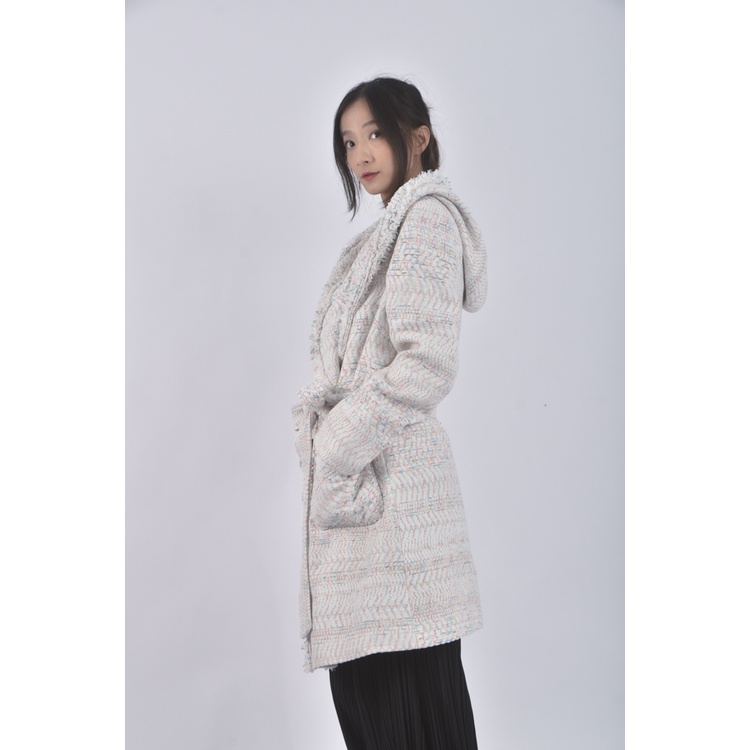 (XL) petit camelia厚磅長版白色綁帶外套二手衣, , large