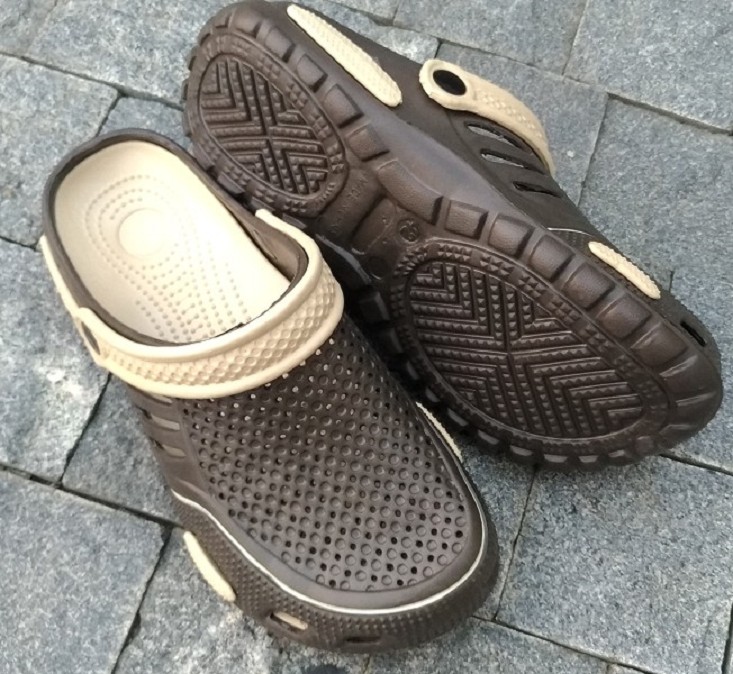 [e shoe store] Gardener shoes/Bush shoes/Croco shoes/Waterproof slippers for men Brown 27CM, , large