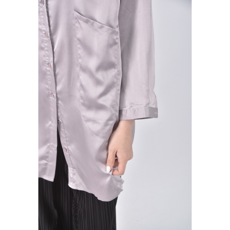 (L) in extenso質感緞面灰色長袖上衣二手衣, , large