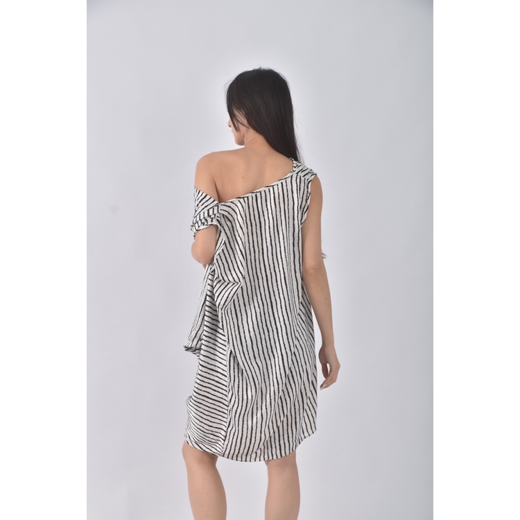 (2XL) lanshuixin質感跳色白色洋裝二手衣, , large