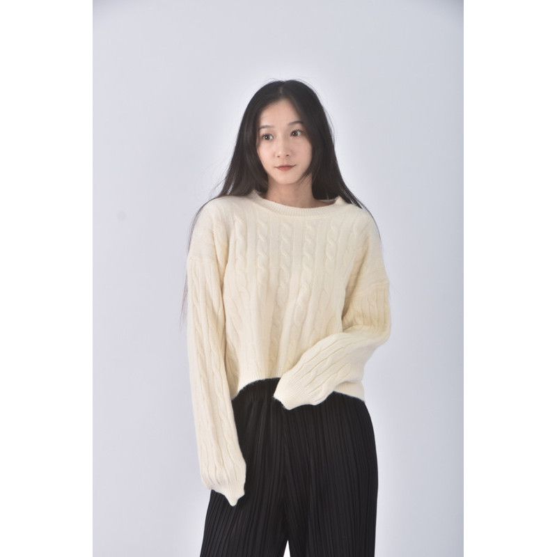 (XL) 質感針織圓領杏色長袖上衣二手衣