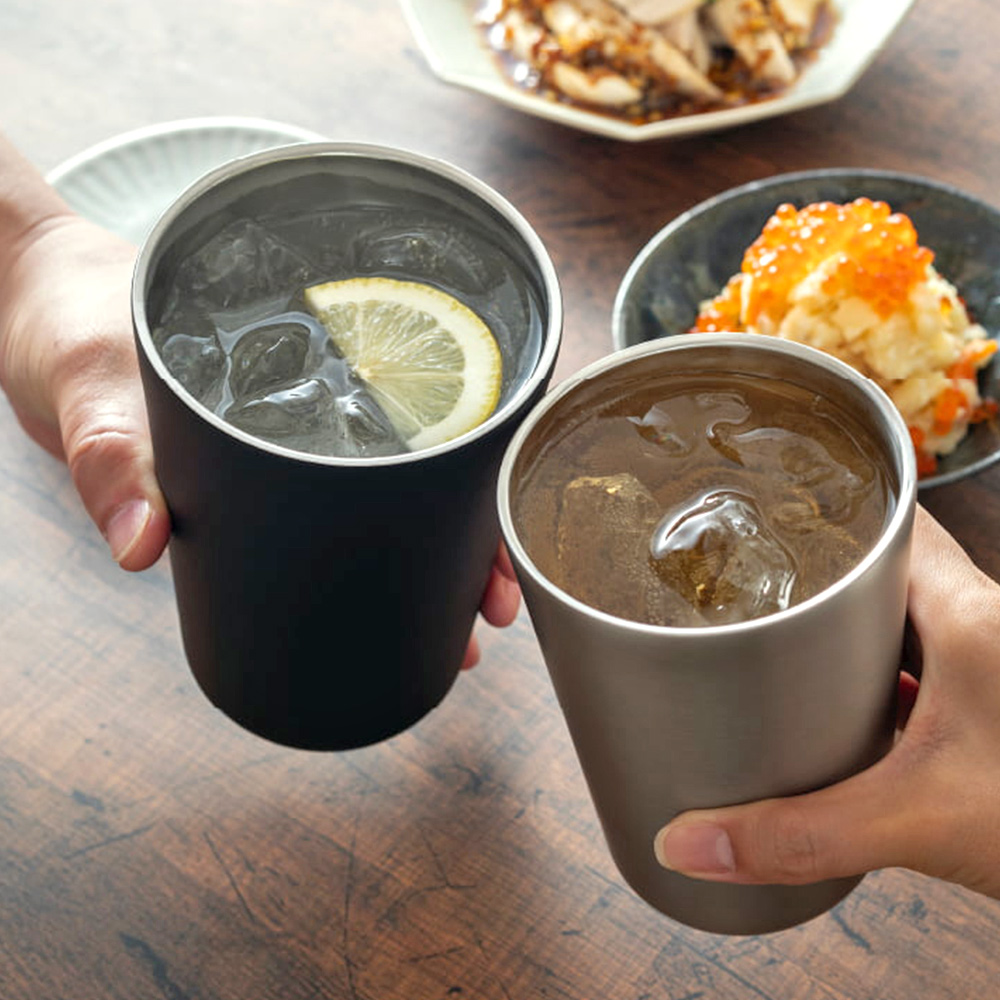 【日本孔雀Peacock】不鏽鋼真空斷熱 鋼杯 氣泡飲 居酒屋 保冷保溫 燒酎酒杯 雞尾酒杯 650ML-磨砂黑, , large