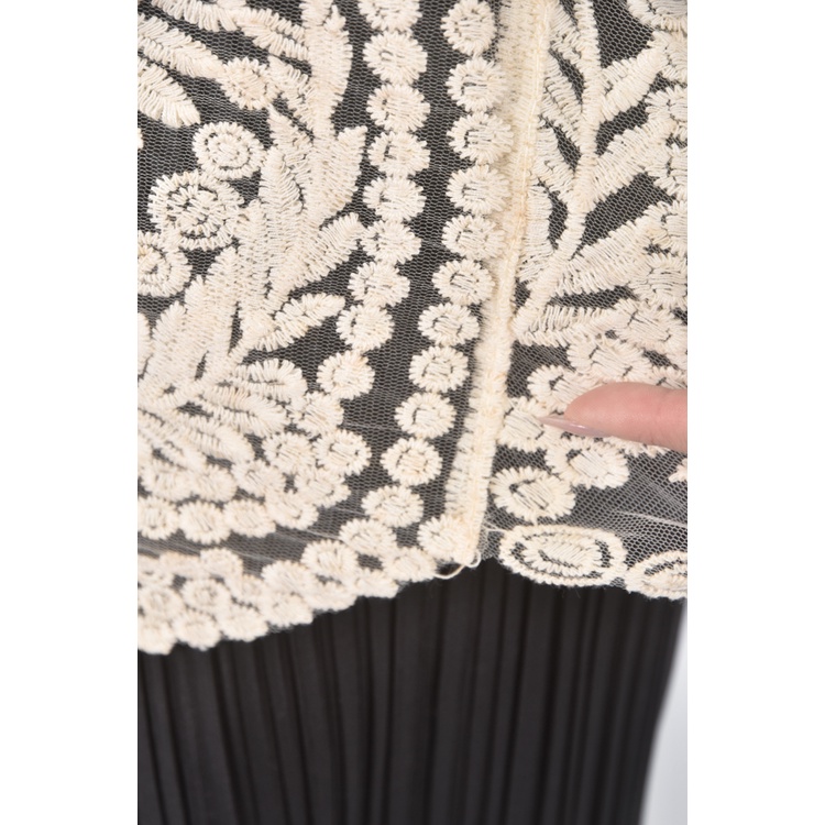 (S) 質感紡紗透膚背心杏色上衣二手衣, , large