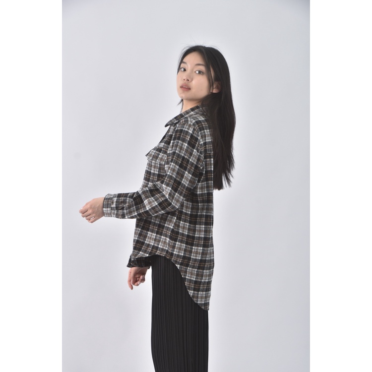 (S) nice ioi排扣格紋黑色長袖上衣二手衣, , large