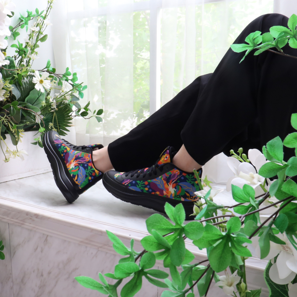 【JONIRO】100%MIT台灣製造 Fly Out 帆人鞋_都會叢林 帆布鞋 穿搭 白鞋 運動 休閒 學生(男女款), , large