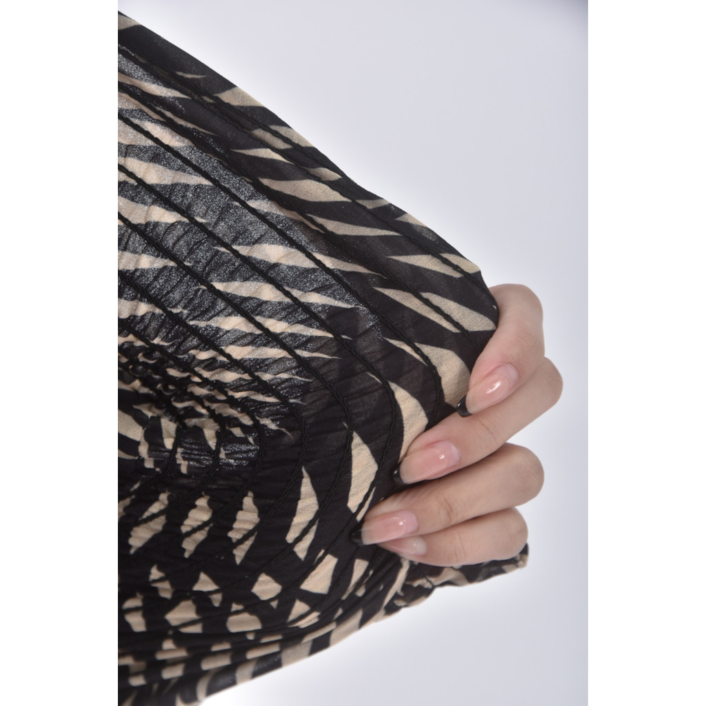 (S) pigpighouse質感紡紗V領黑色長袖上衣二手衣, , large