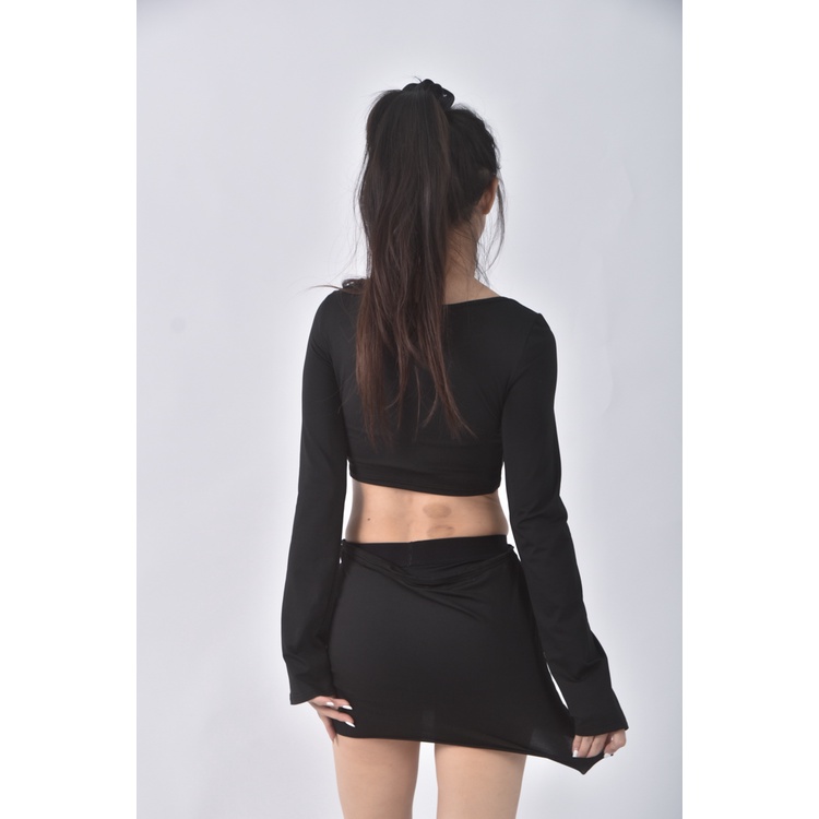 (S) 【安于晴Charlene私服】質感修身短版愛心黑色套裝二手衣, , large
