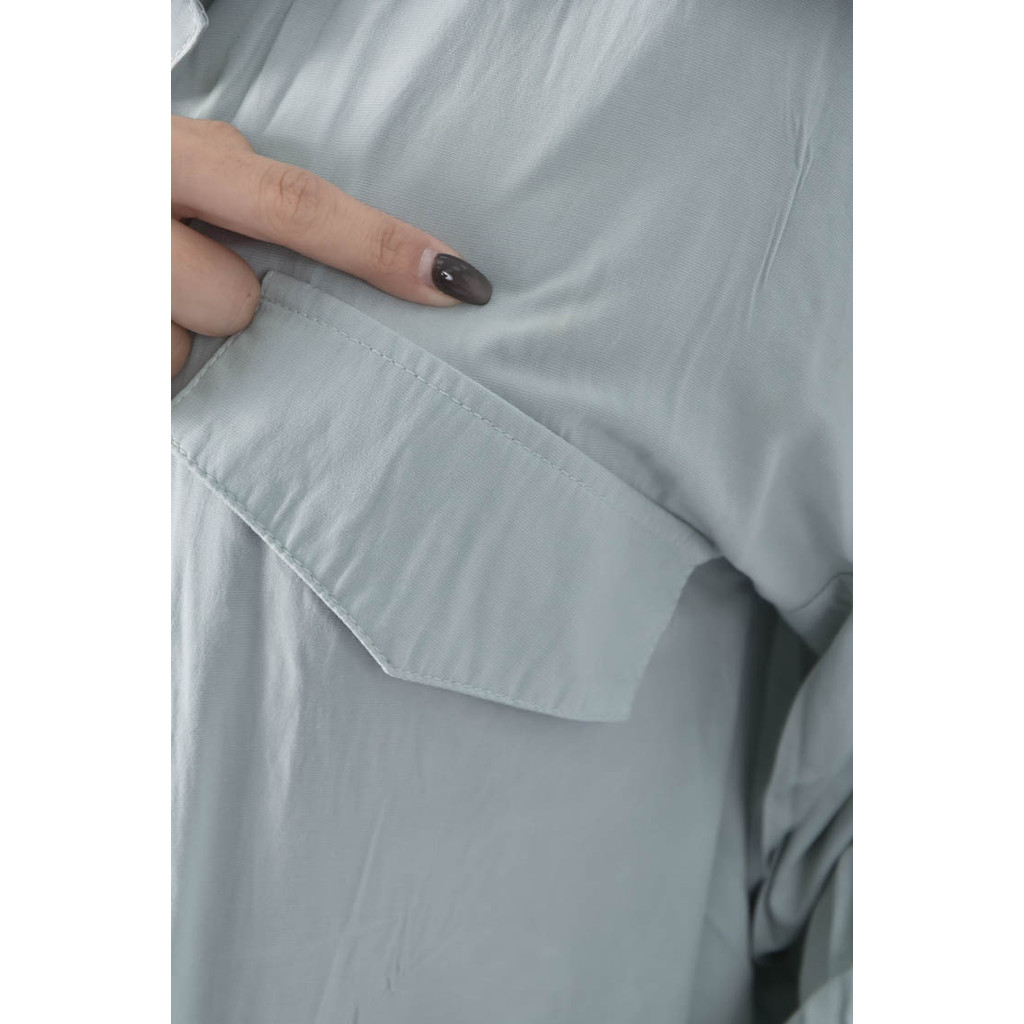 (XL) blue shop韓牌落肩綠色襯衫上衣二手衣, , large