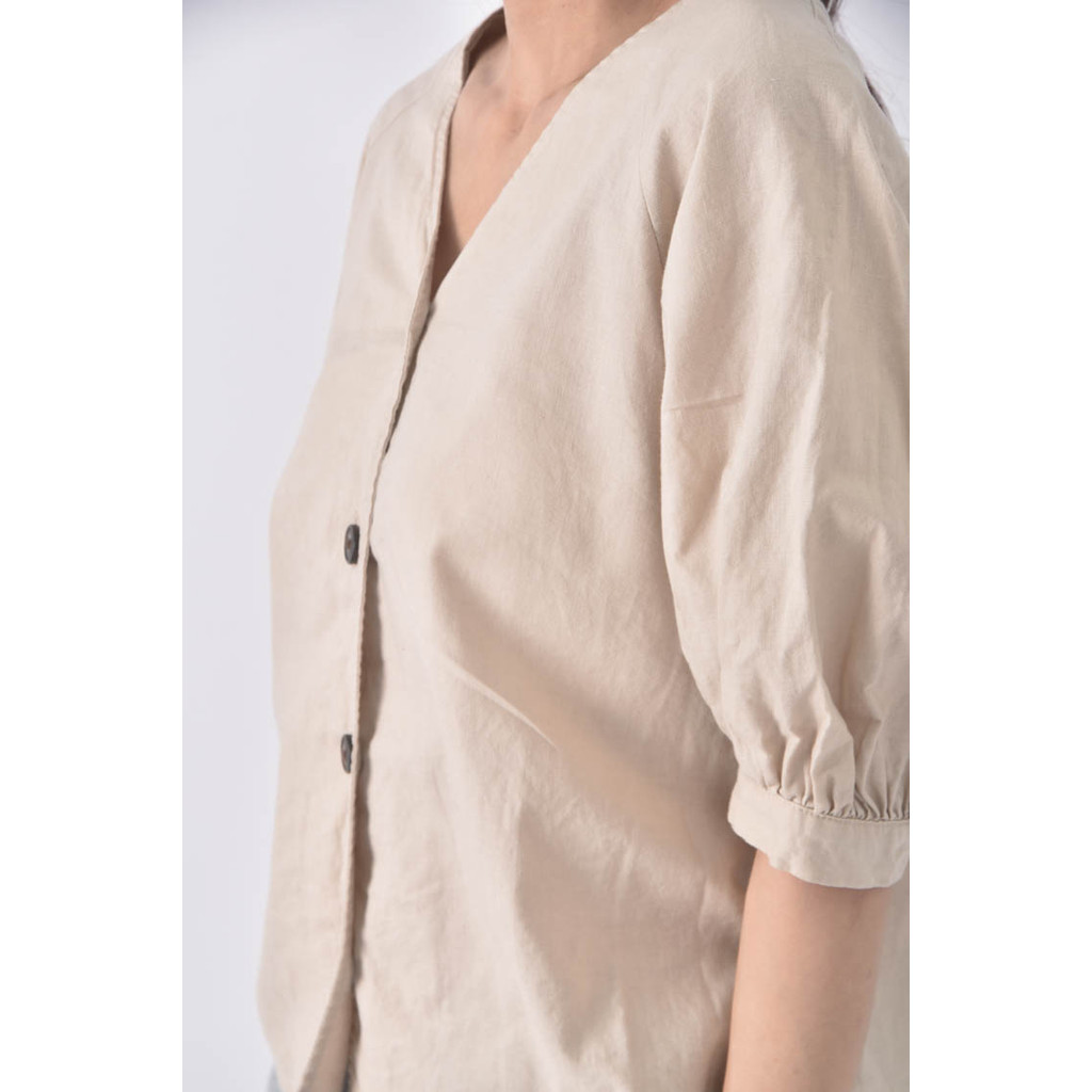 (M) gu亞麻棉質V領泡泡袖杏色長袖上衣二手衣, , large