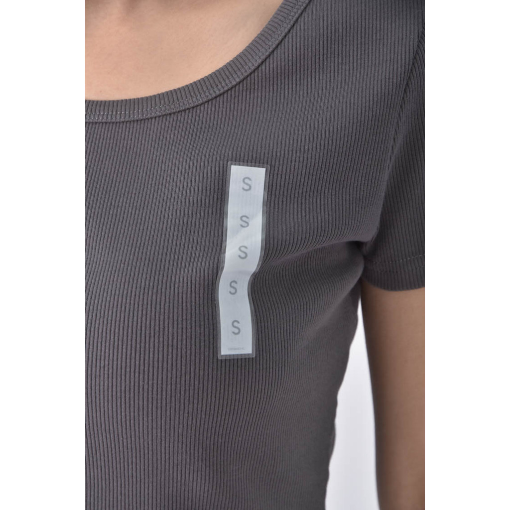 (S) 【粿粿私服】gu修身短版棉質羅紋灰色短袖上衣二手衣, , large