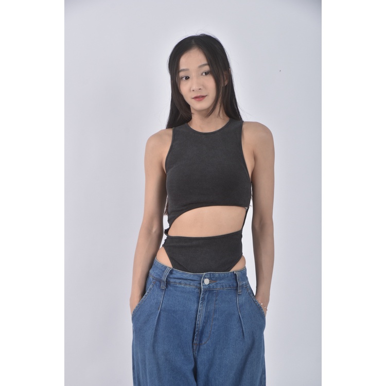 (S) 【里唯私服】RUMOR HAS IT高腰露肚開襠灰色連身裝二手衣