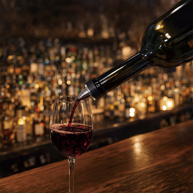 Chrome Plastic Pourer, , large