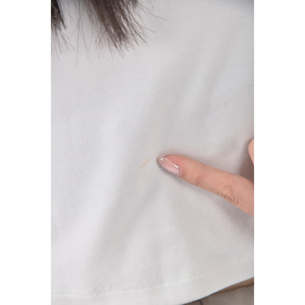 (S) 【里唯私服】rumor修身短版圖案白色短袖上衣二手衣, , large
