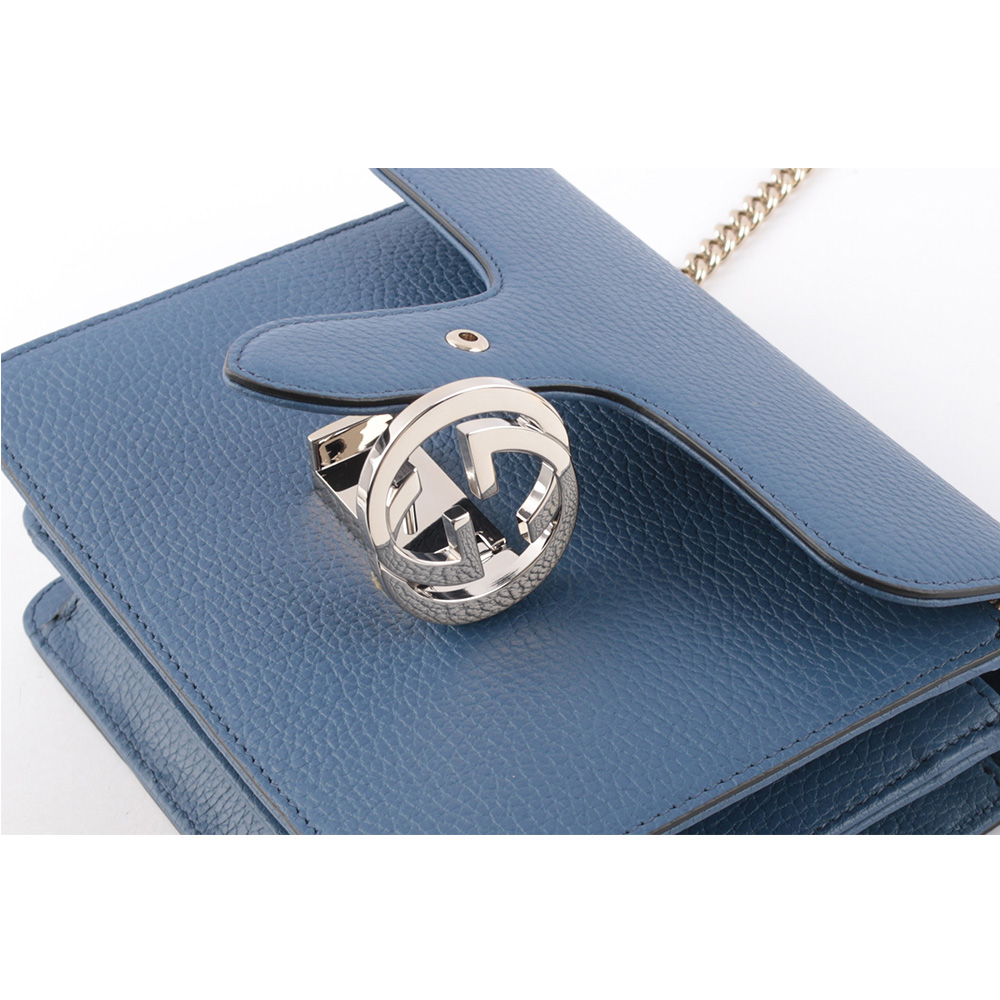 GUCCI 金屬雙G Logo荔枝皮革方形斜背包/藍色, , large