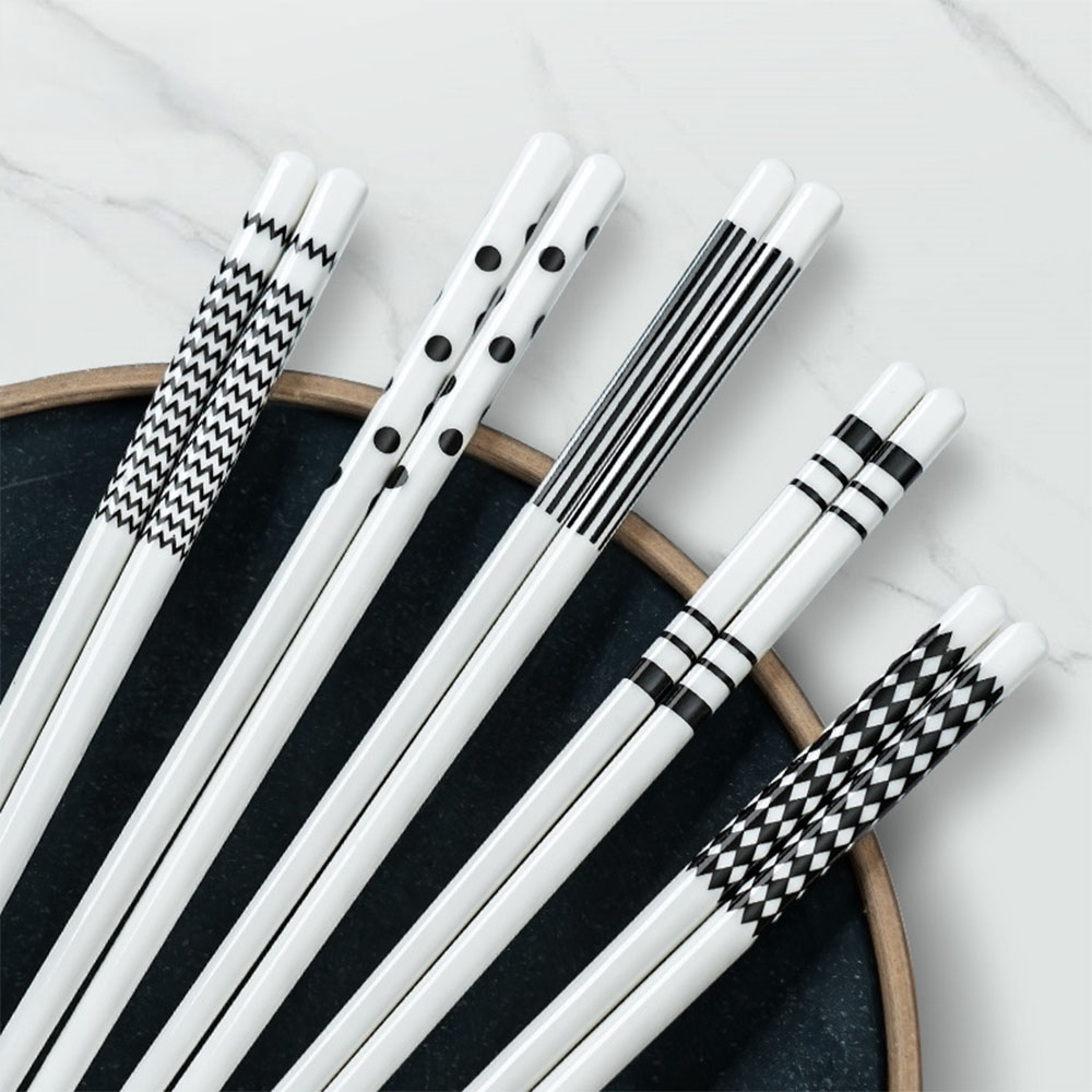 陶瓷筷子組 5雙入【4色可選】 25cm 禮盒 黑白 陶瓷筷 赫本風 陶瓷 筷子 套裝 耐高溫 簡約 送禮 方筷 白瓷筷, , large