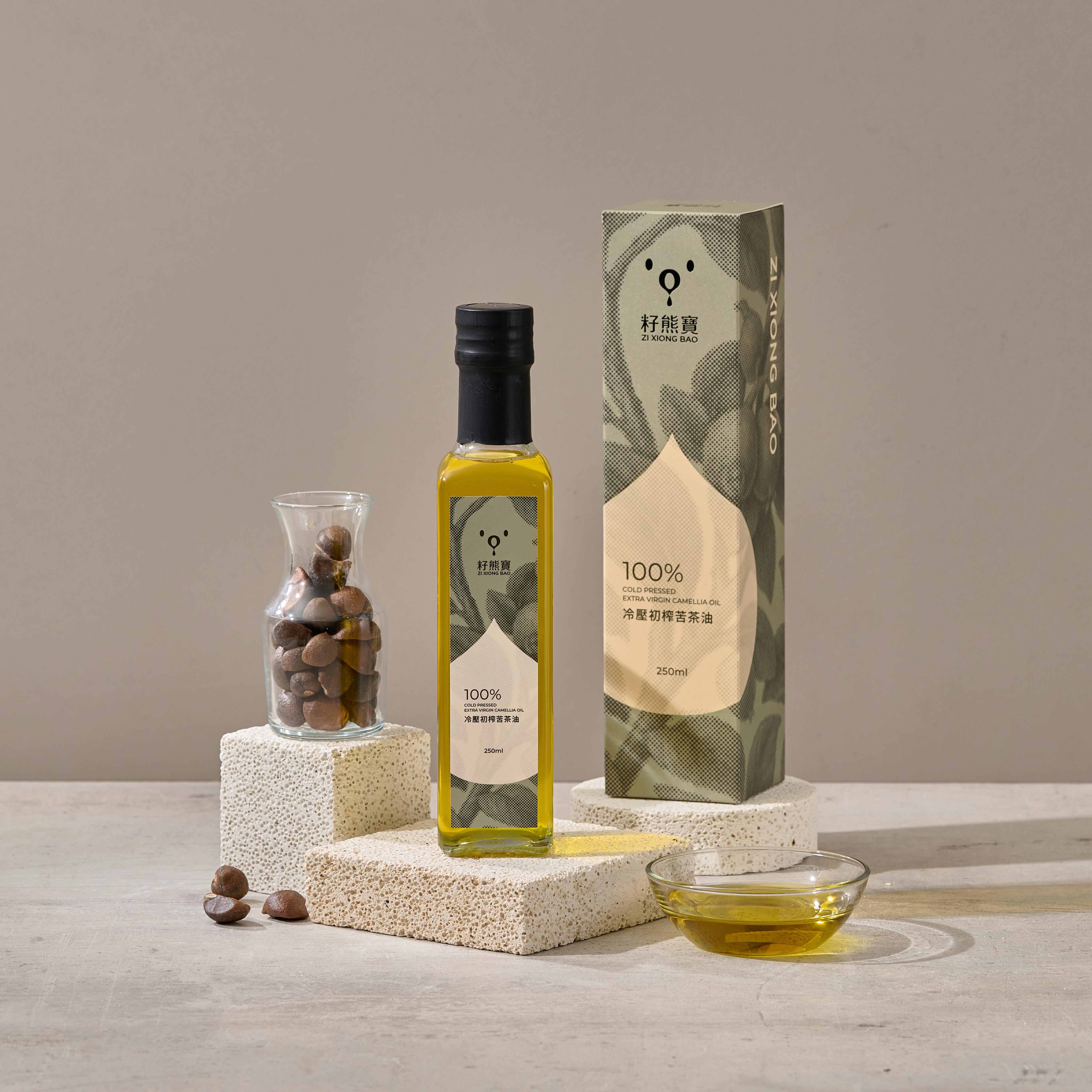 [ZI XIONG BAO CAMELLIA OIL] SUPERIOR EXTRA VIRGIN CAMELLIA OIL 250mlx 1 bottle & FRESH SEEDS FRESH SQUEEZED CAMELLIA OIL 245mlx 1 bottle, , large