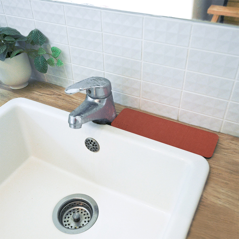 【怪獸】rubber anne 10秒頂吸 軟式珪藻土 漱洗台吸水墊 (24x8cm) -磚紅, , large