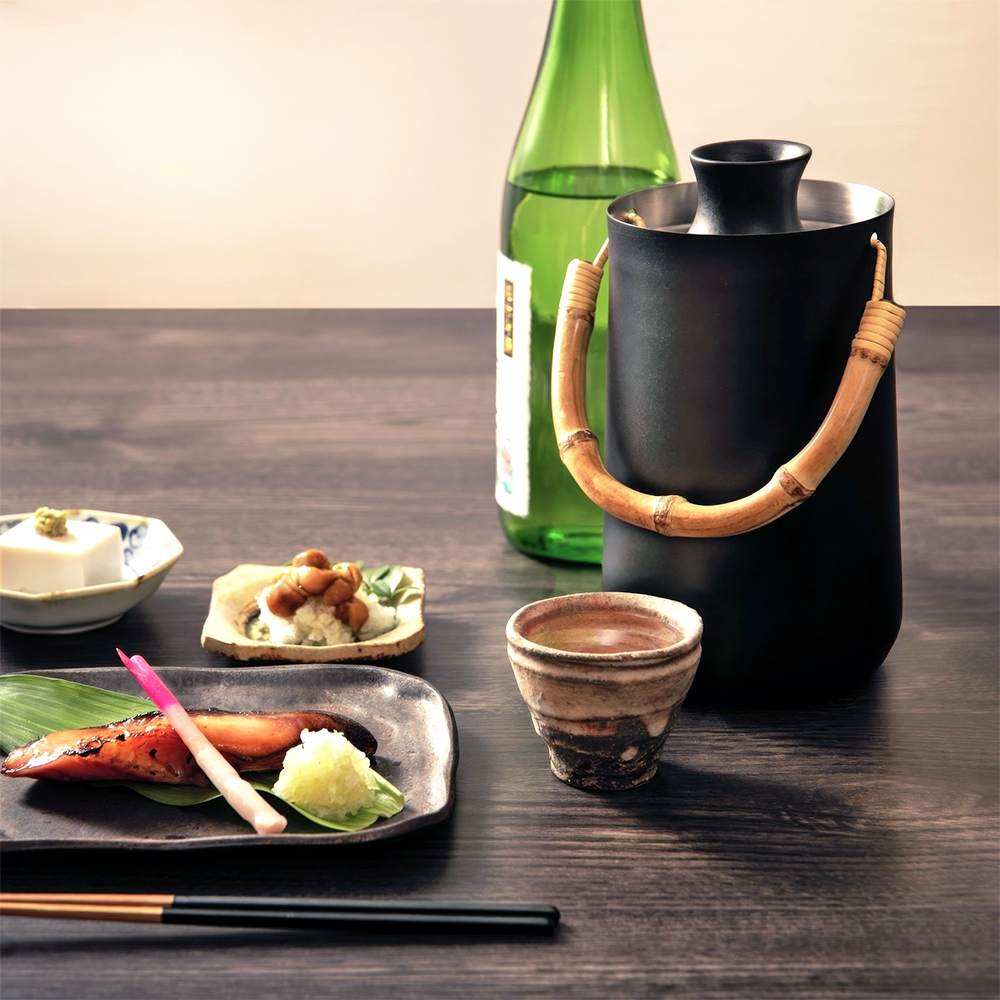 【日本孔雀Peacock】不鏽鋼真空斷熱 酒燗器+德利陶瓷 清酒壺 溫酒器 溫酒壺 居酒屋 兩件套-(330ML), , large