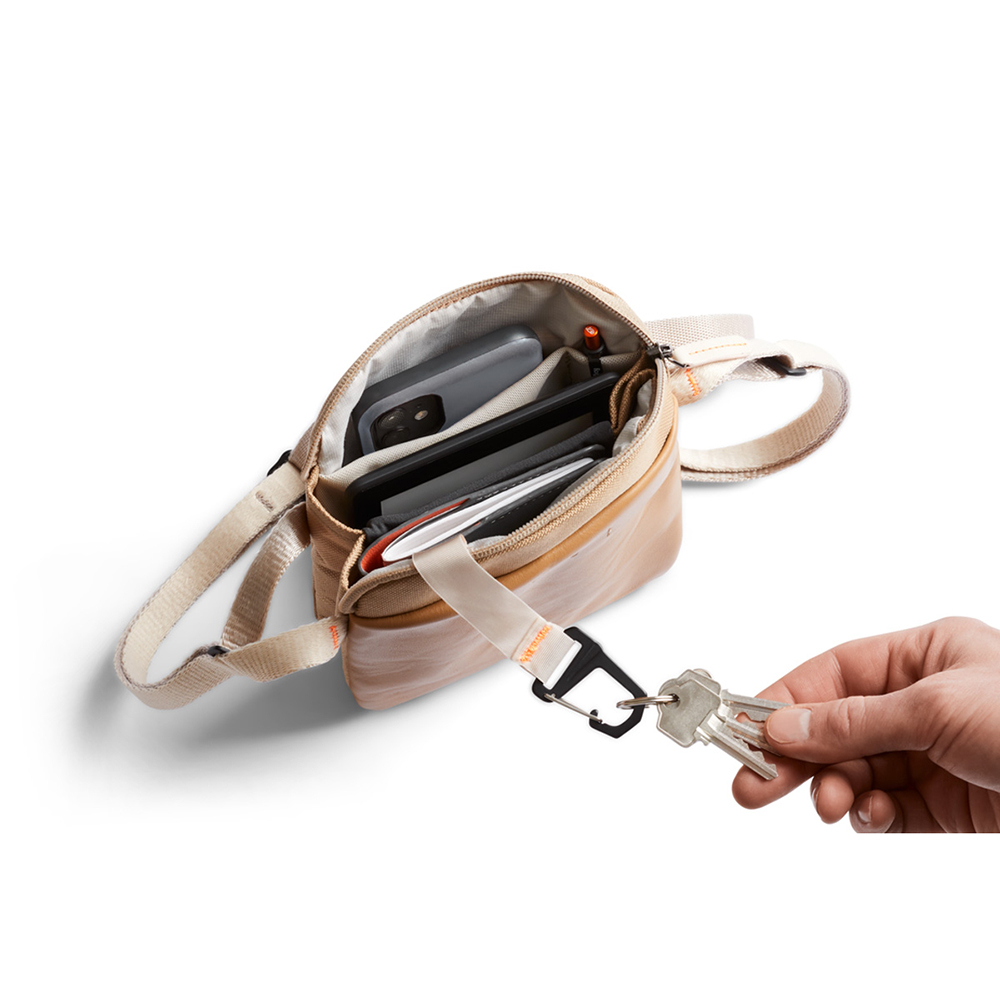 |快速出貨|Bellroy 城市斜背包 Premium 皮革材質 側背包 小包 收納隔層-淺卡其, , large