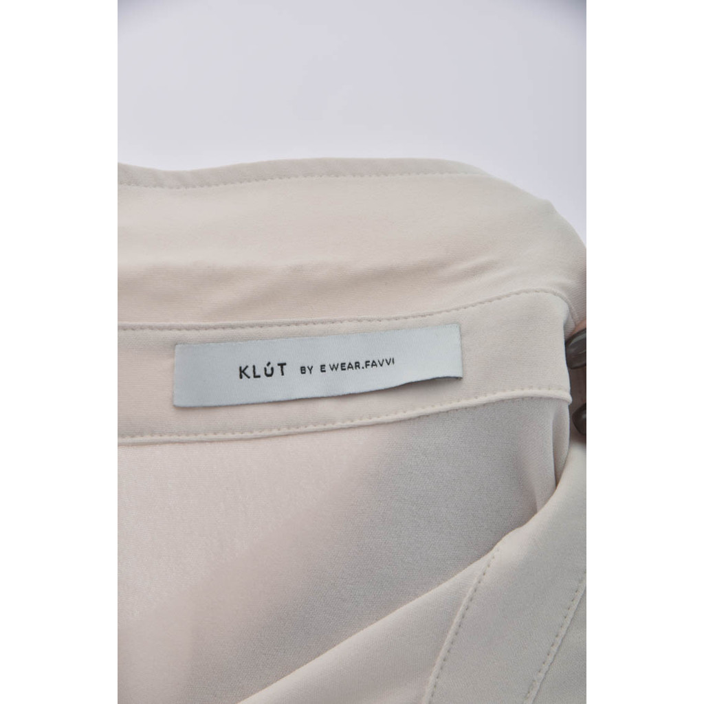 (XL) klut白色短袖上衣二手衣, , large