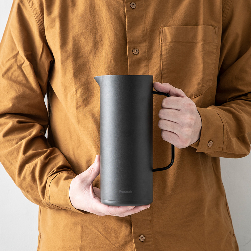 【日本孔雀Peacock】Living Pot 時尚保溫壺 不鏽鋼水壺 桌上壺 1.0L-亮紅色, , large