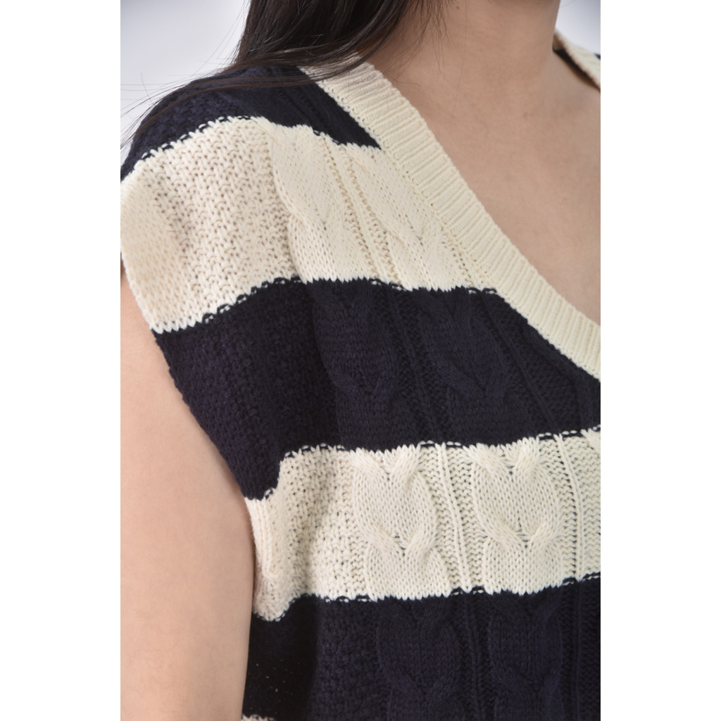 (XL) most standing無袖條紋白色毛衣二手衣, , large