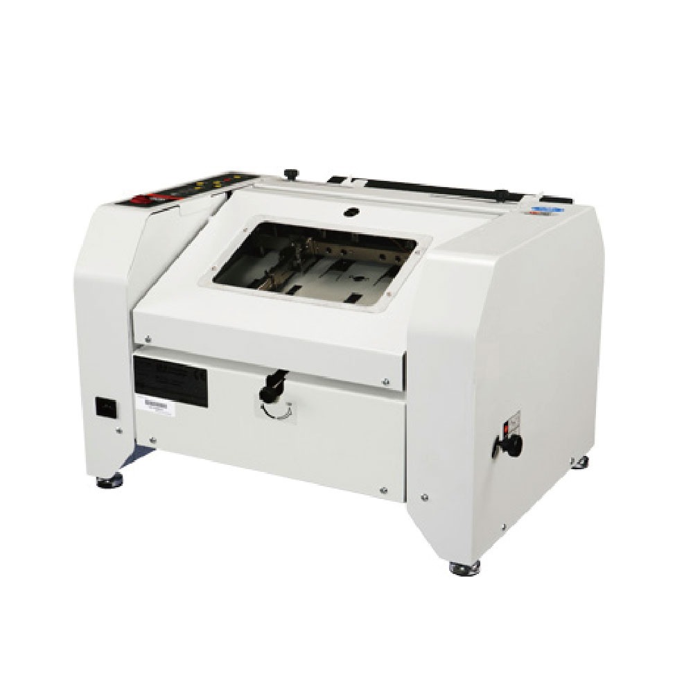 【FF1】LEADCORP 釘摺機 最大厚度22 張 台灣製 / 台 CS2