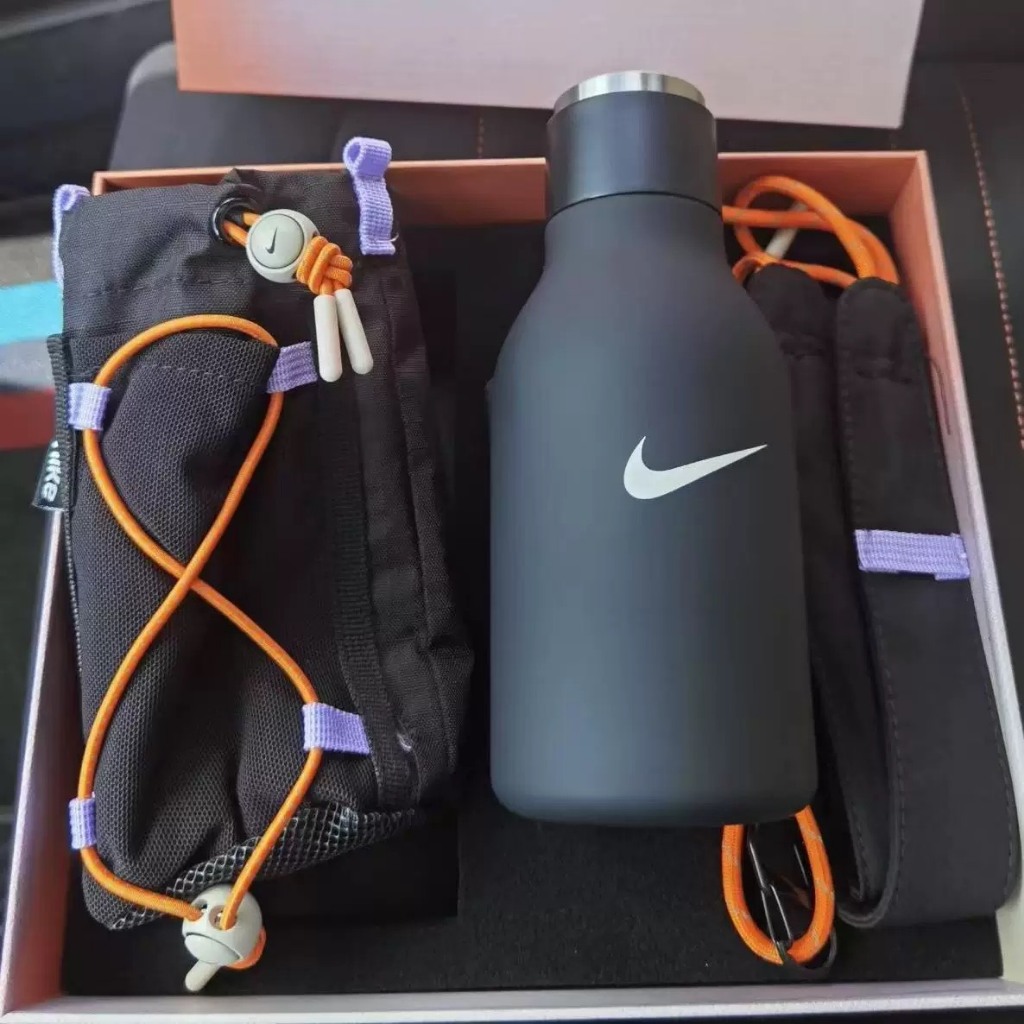 【麗水生活】Nike Stainless Steel Kettle 不鏽鋼水壺 禮盒 黑色 小掛包 PG010-018A, , large
