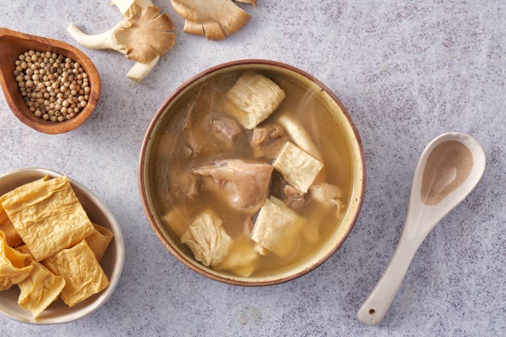 Chicken Soup with Dried Tofu and Fresh Mushrooms(250g), , large