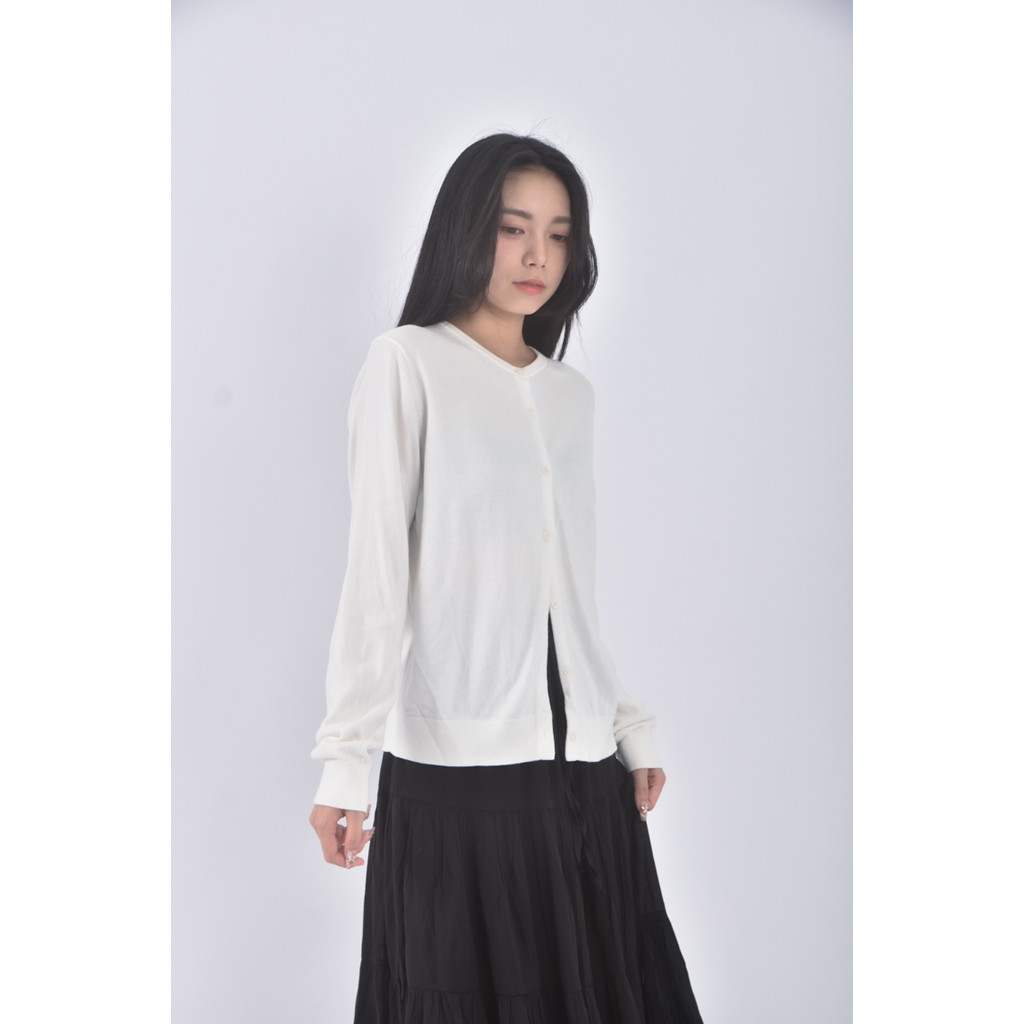 (XL) uniqlo質感棉質圓領白色長袖上衣二手衣, , large