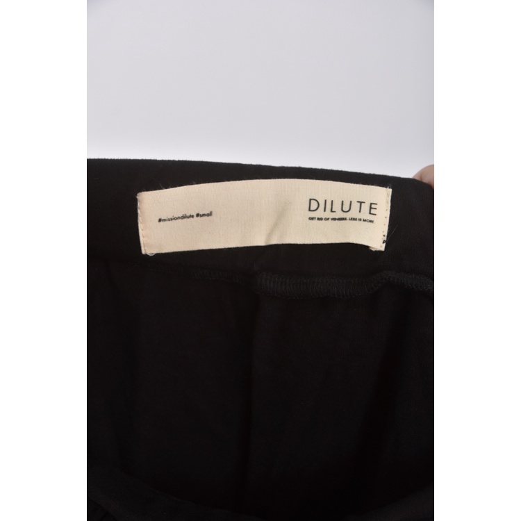 (S) 【智恩私服】dilute質感不規則裙襬黑色短裙二手衣, , large