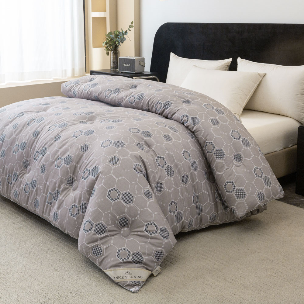 Graphene Thick Winter Quilt, , large