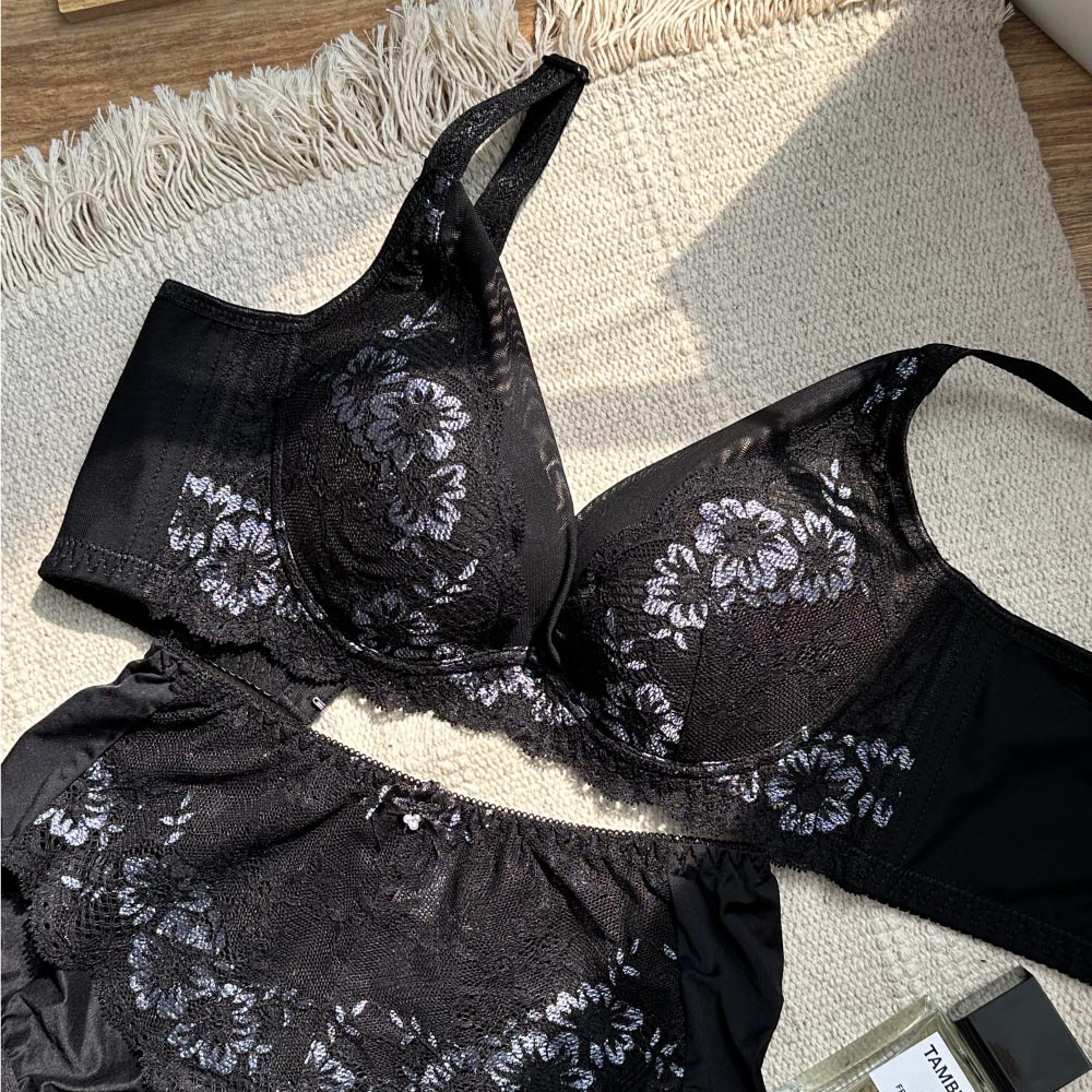 【Clany可蘭霓】浪漫日記石墨烯軟鋼圈集中包覆 BC罩杯不空杯蕾絲內衣 神秘黑 8057-63