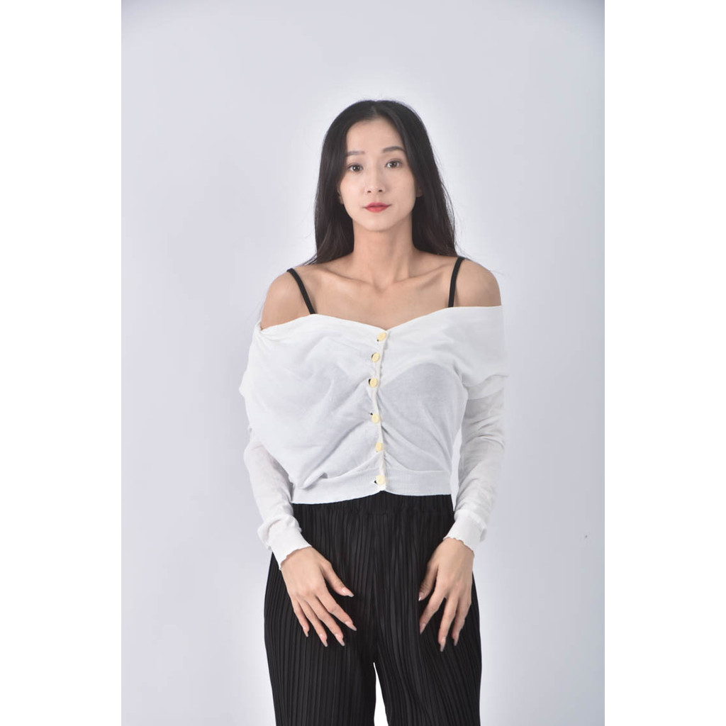 (M) 排扣白色外套二手衣