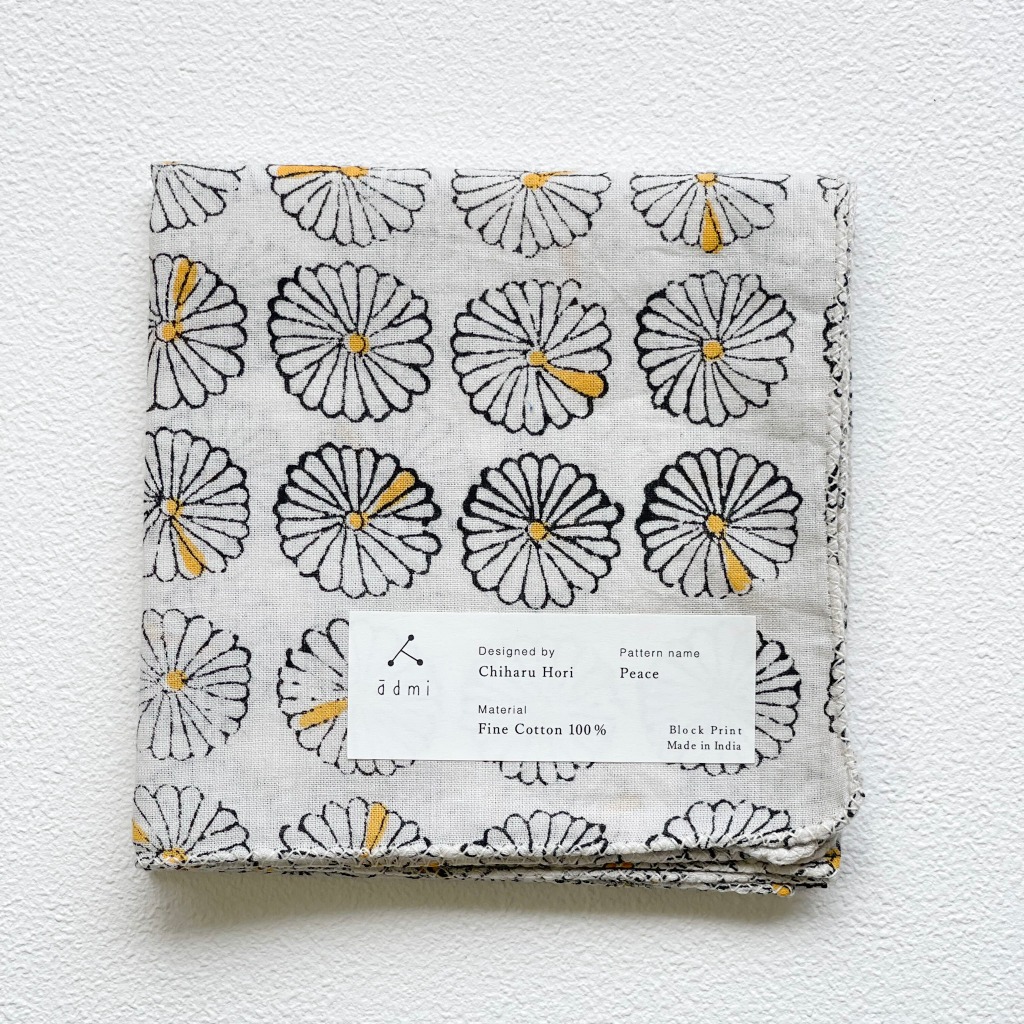 日本設計/印度製造 admi 全棉 方形 45x45 cm 手帕 手巾 (Peace 04), , large