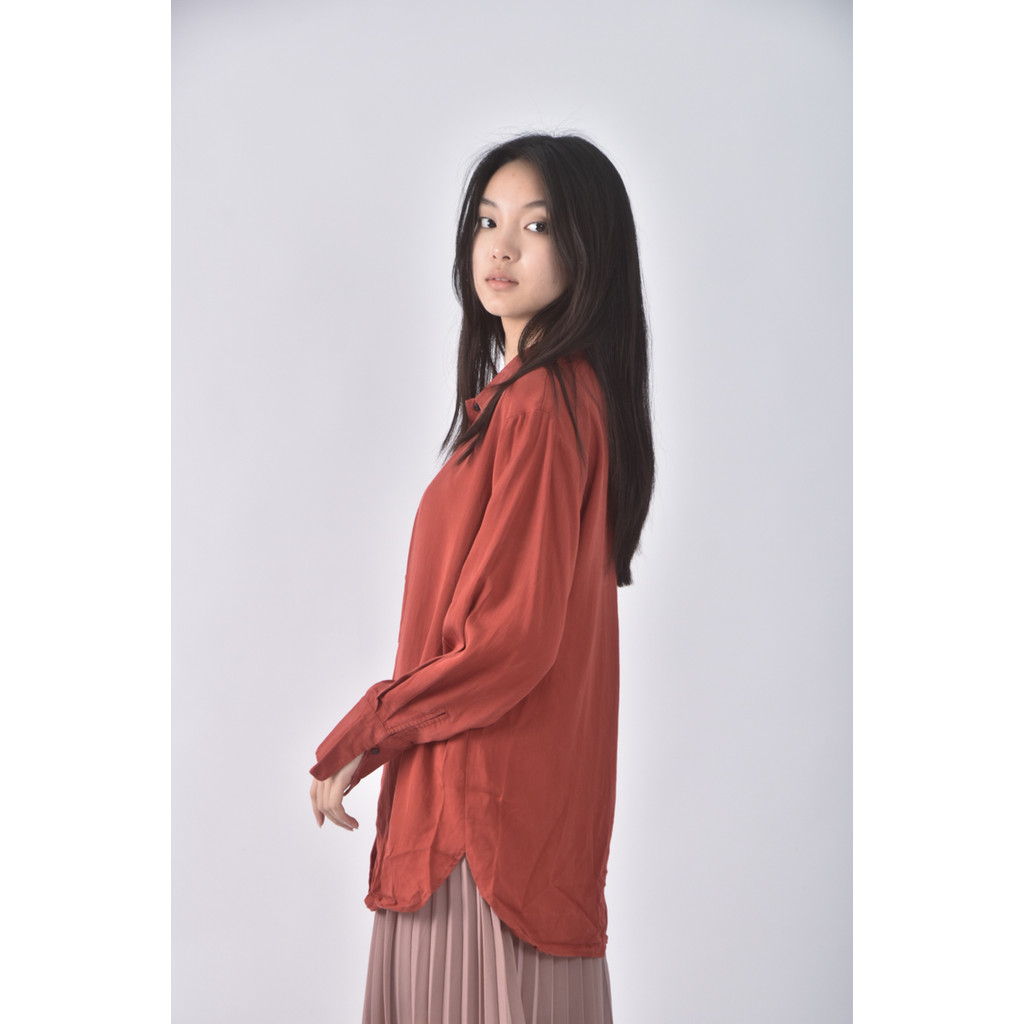 (M) uniqlo排扣紅色長袖上衣二手衣, , large