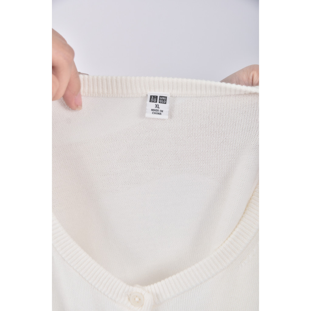 (XL) uniqlo質感棉質圓領白色長袖上衣二手衣, , large