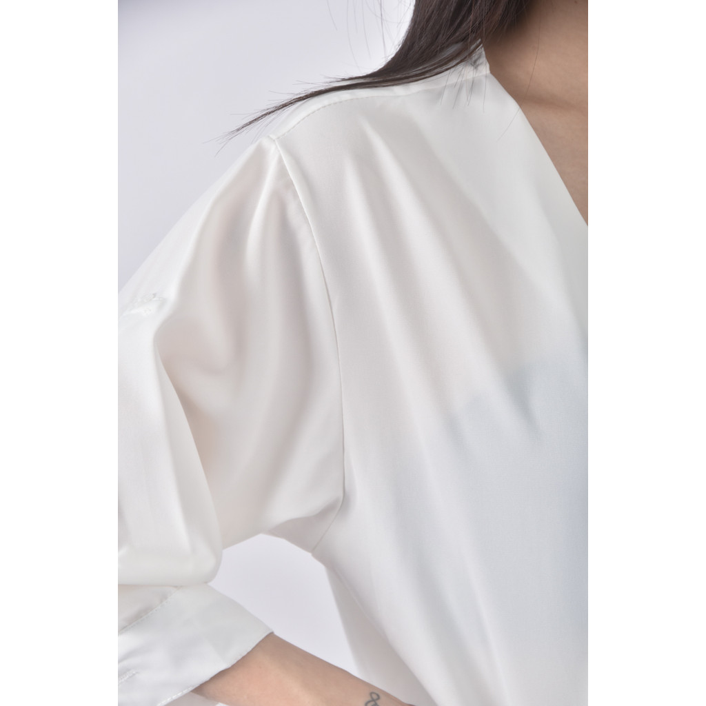 (L) hthp韓牌v領白色短袖上衣二手衣, , large