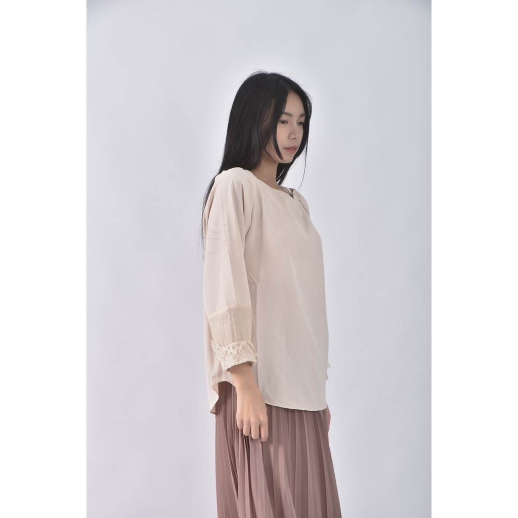 (S) wannabe韓牌一字領杏色長袖上衣二手衣, , large