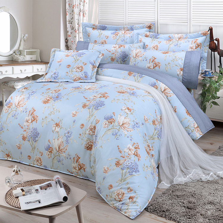 FITNESS 精梳棉雙人加大四件式兩用被床包組-嫚花沁語-藍