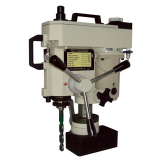 WIN五金 台灣製造 清山牌 <AE25S-220V> 磁性鑽孔機 磁性鑽台 鋼構鑽台 磁力鑽孔機 攻牙機 鑽孔機, , large