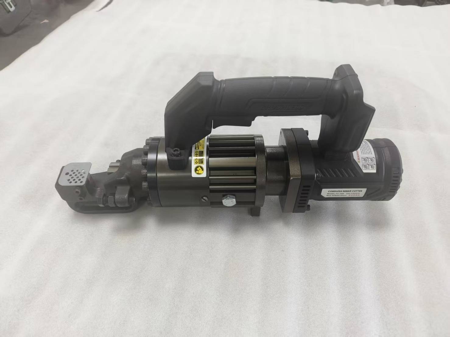 WIN五金 FKS BOST 18V無刷座式鋼筋切斷機<PC-20B+4.0電池套組>螺桿切斷 鋼筋切斷 鋼筋剪斷 金屬切斷機 圓棒切斷, , large