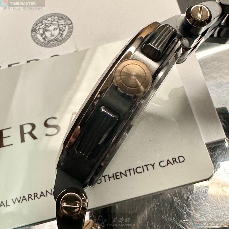 [星晴錶業]VERSACE手錶,46mm,VS11731黑色錶面古銅色錶殼黑金色精鋼錶帶款, , large