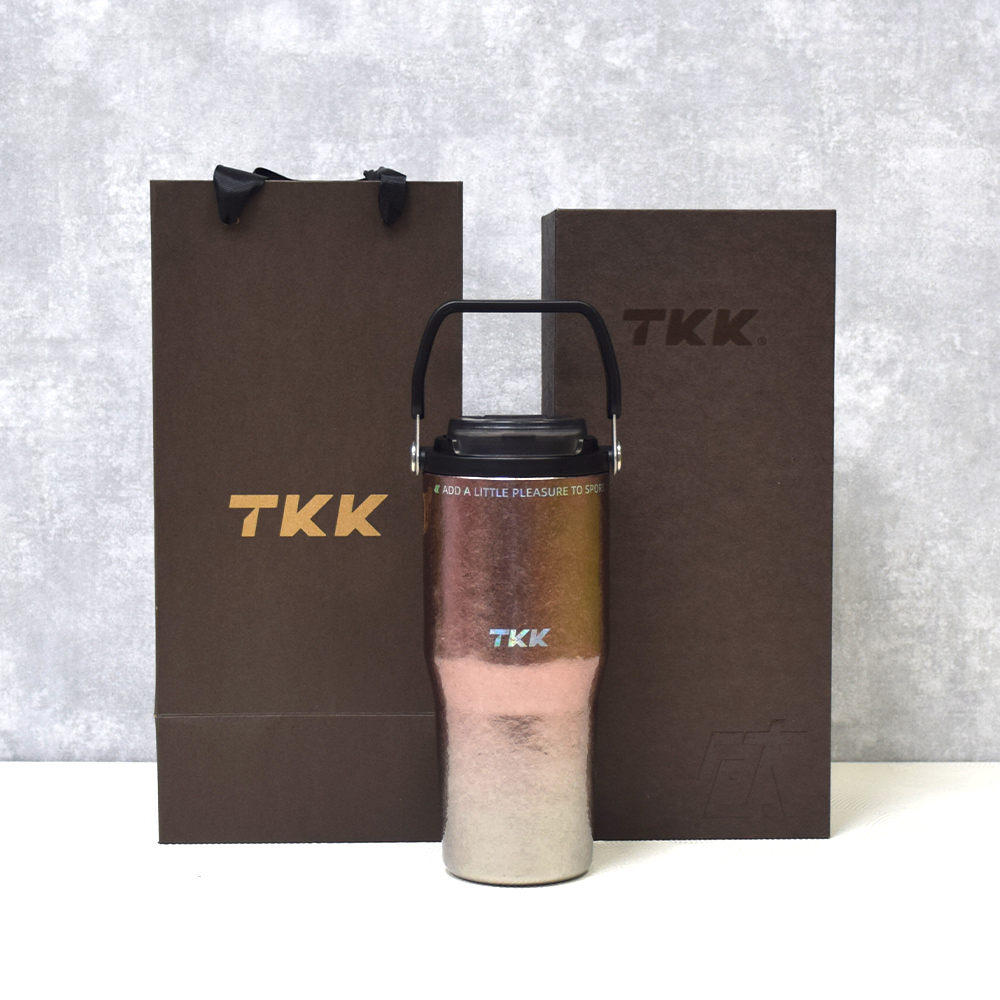 【TKK】悅界時尚 純鈦Ti 拎拎杯 手提式 冰霸杯 抗菌保溫杯 環保杯 700ML(直飲+吸管)-鈦粉金(禮盒組), , large