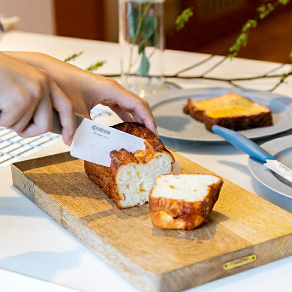 【KYOCERA京瓷】日本京瓷 經典莫蘭迪色系 抗菌多功能精密陶瓷刀 料理刀 廚房三德刀(14cm)-咖啡, , large