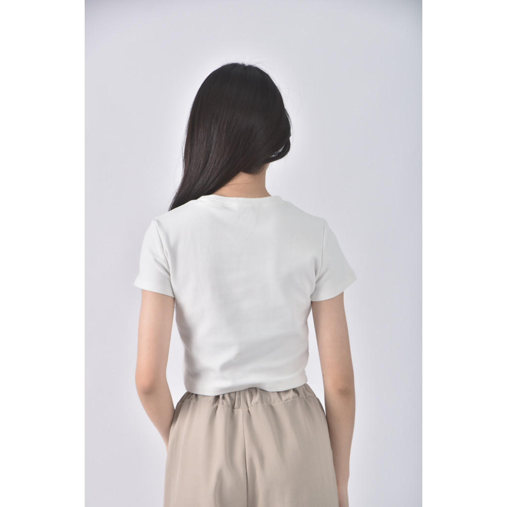 (S) 【里唯私服】rumor修身短版圖案白色短袖上衣二手衣, , large