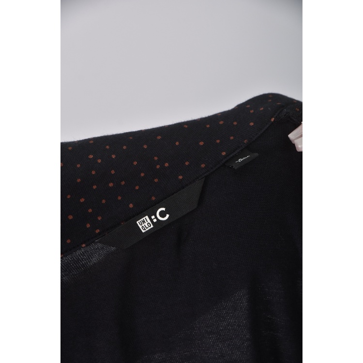 (S) uniqlo質感棉質點點黑色罩衫二手衣, , large