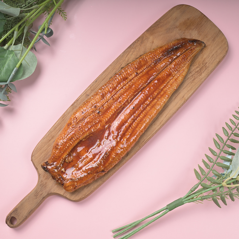【一夫水產】中秋極品烤饗盒（草蝦x1/ 白蝦x1/ 秋刀魚x1/ 透抽x1/ 飛魚卵香腸x1/ 魚下巴x1/ 蒲燒鰻x1）, , large