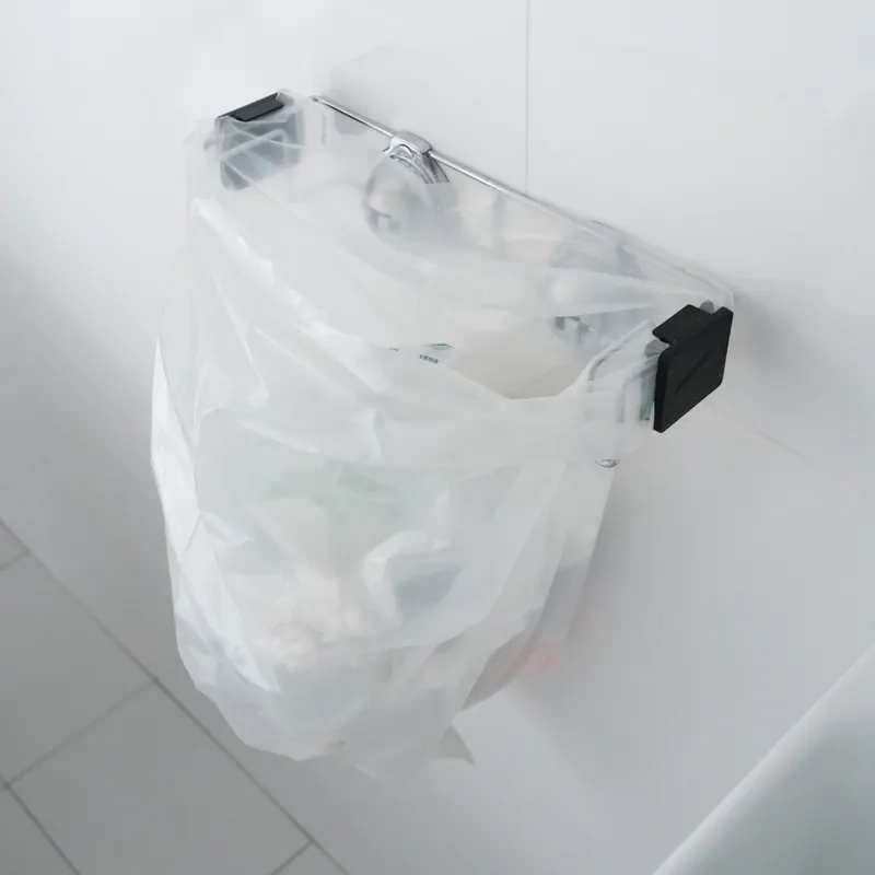 E41 EARL GARBAGE COLLECTION