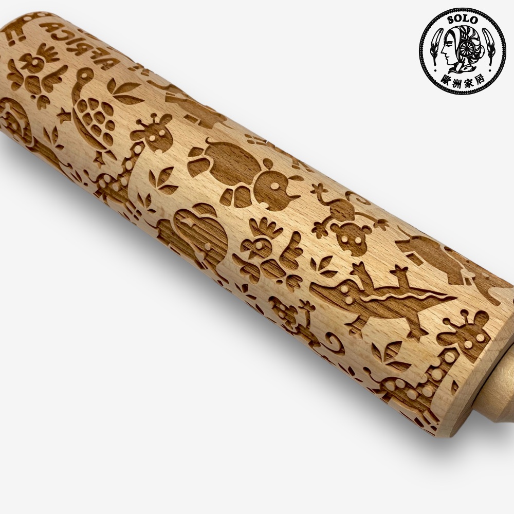 【SOLO Vintage】Animals of Africa Rolling Pin 43CM Embossed Natural European Wood Made in Poland, , large